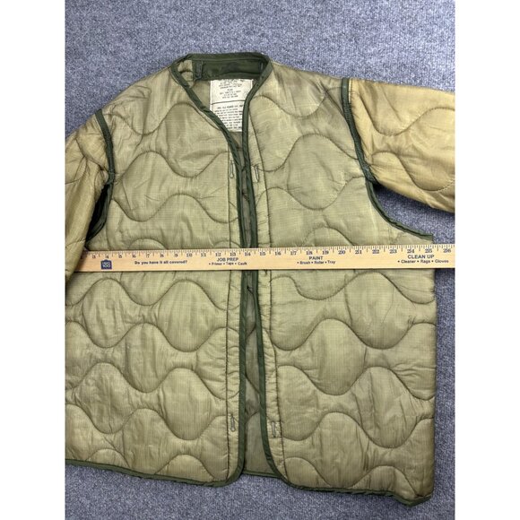Vintage US Military Liner Cold Weather Coat Mens Medium Quilted 70s 80s - Picture 5 of 6